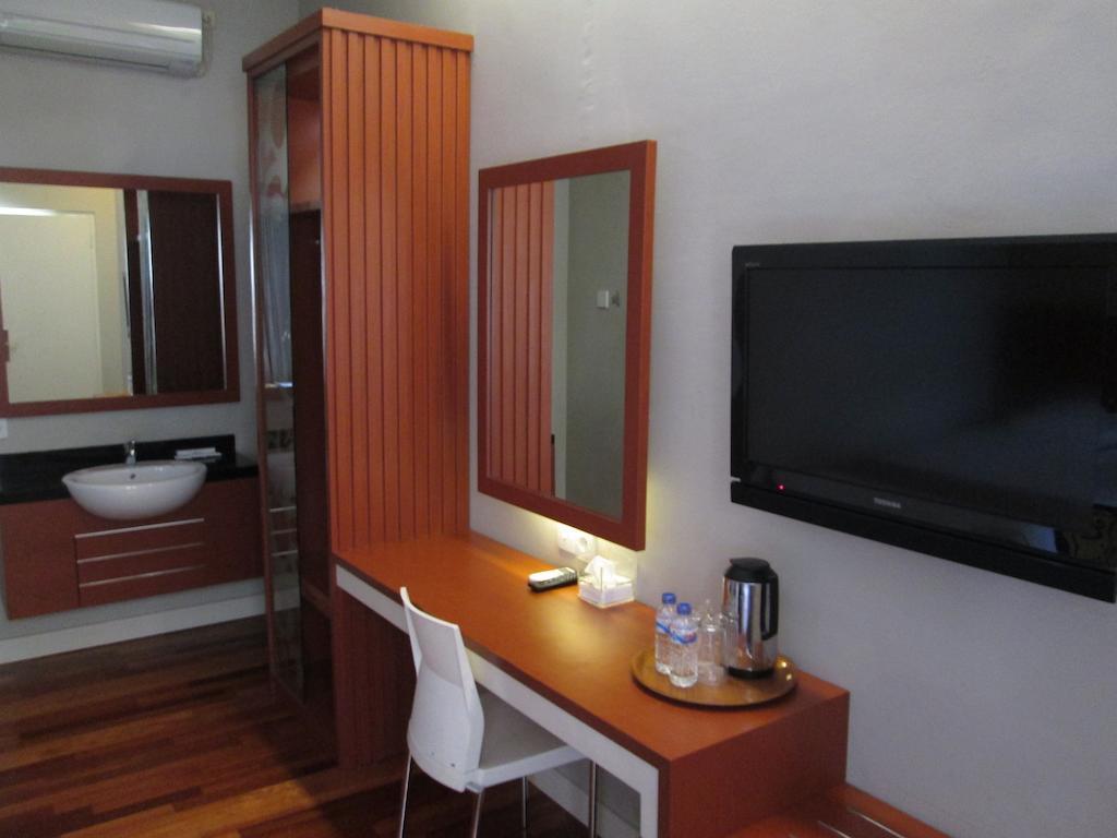 Hotel Trio Indah 2 Malang Room photo